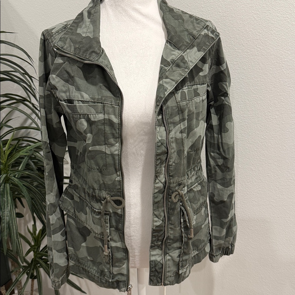 Women’s Old Navy Camo Green Utility Jacket Lightweight Cotton Zip XS